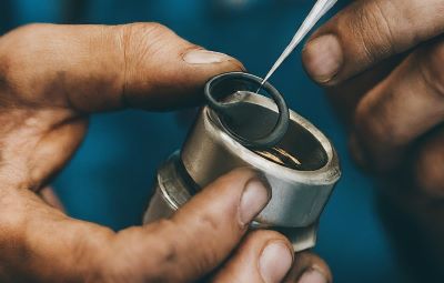 How to replace hydraulic quick coupler?cid=861 How to replace hydraulic quick coupler?cid=861